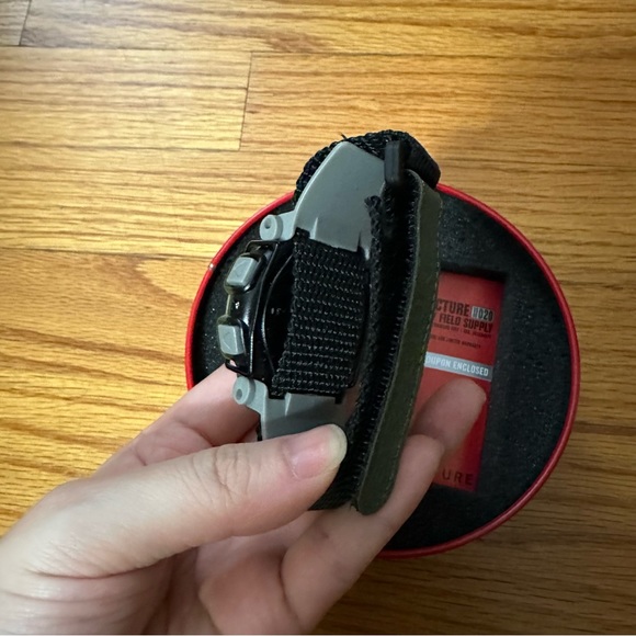 NEW StructureOlive Green Watch- Velcro Strap - Picture 4 of 5